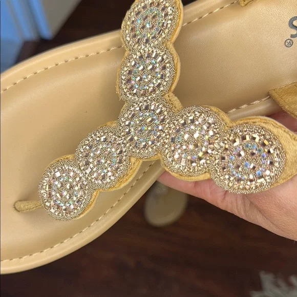 Gold Embellished Sandals Size 9 - Picture 2 of 4